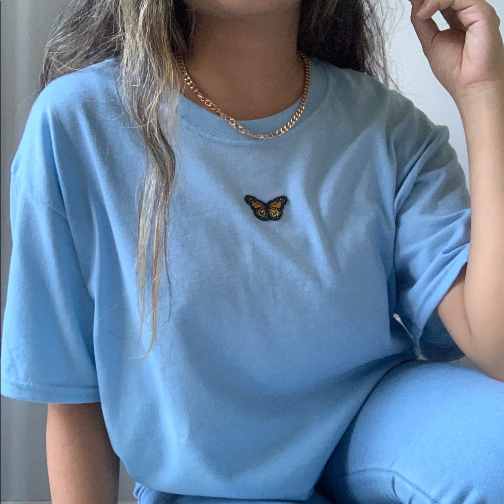 l a s t  one✨ baby blue butterfly tee🦋 - Picture 3 of 7